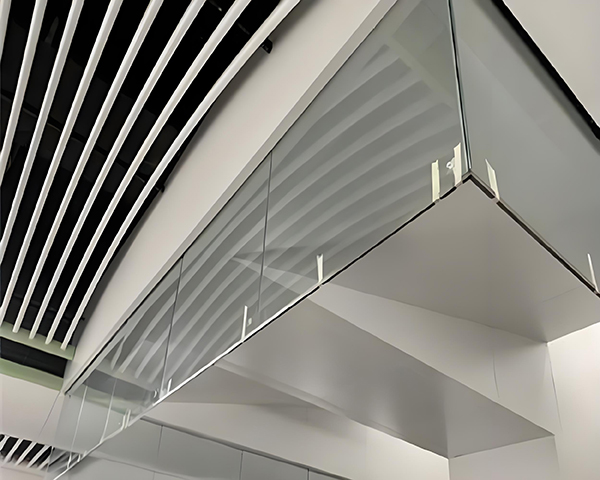 治多玻璃治多挡烟垂壁