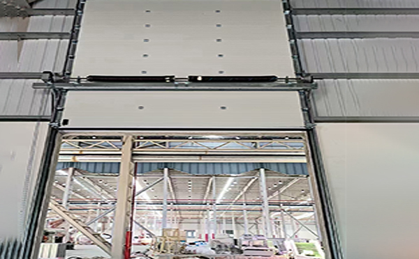 治多工业提升门