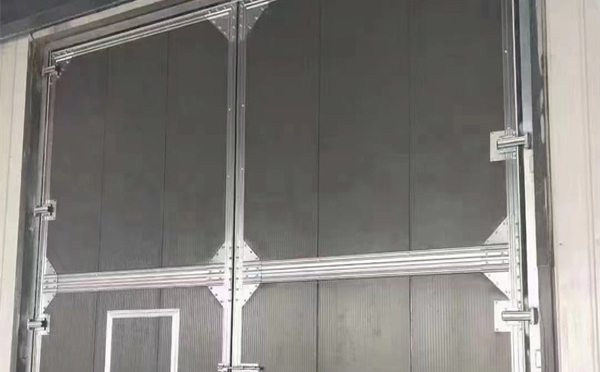 治多兰州厂房治多工业门选购与使用指南：打造高效安全的生产环境