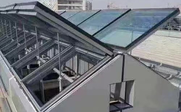 电动治多排烟窗适合安装在什么地方