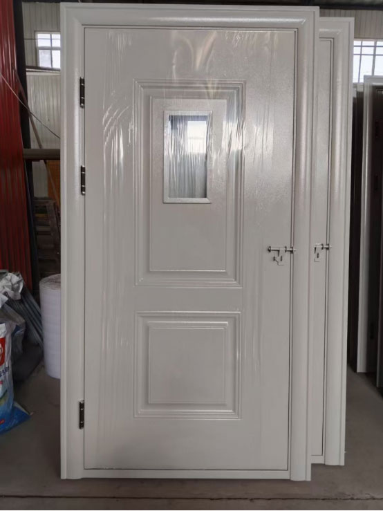 治多学校教室门