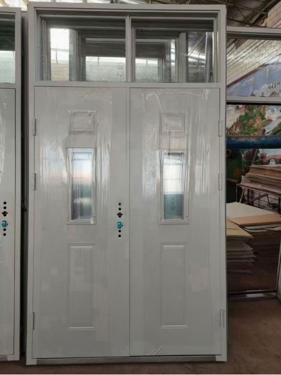 治多学校教室门 治多学校教室门