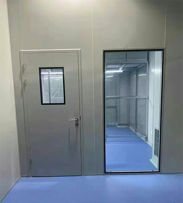 学校教学楼完成治多防火门标准化安装 学校教学楼完成治多防火门标准化安装