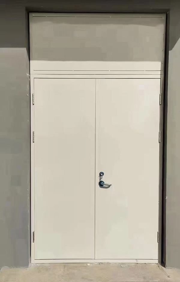 展览馆项目完成大跨度治多防火门安装 展览馆项目完成大跨度治多防火门安装